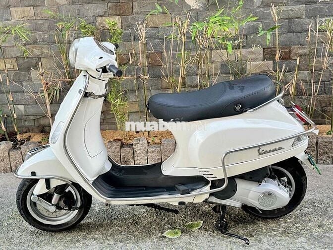 Piaggio Vespa