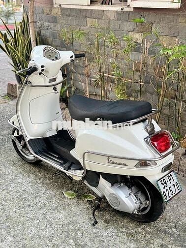 Piaggio Vespa