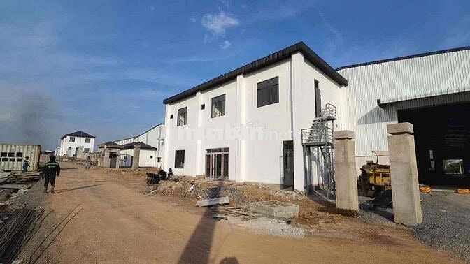 Cho thuê nhà Xưởng 3900 m2 Mới 100%, Đất Cuốc - Bắc Tân Uyên