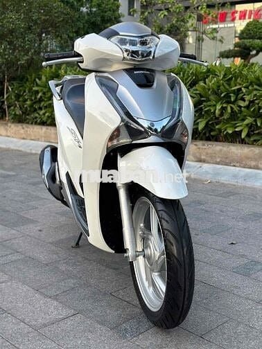 SH 125 CBS 2019 màu trắng ngọc trinh cực đẹp, chât