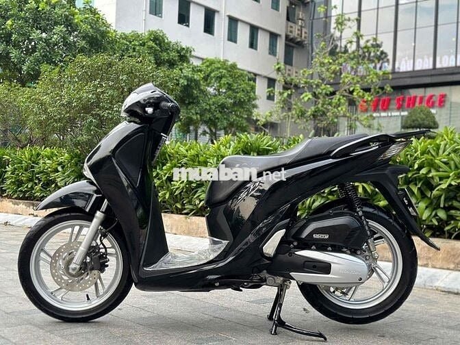 cần bán SH 150 ABS 2018 màu đen cực đẹp- Chất