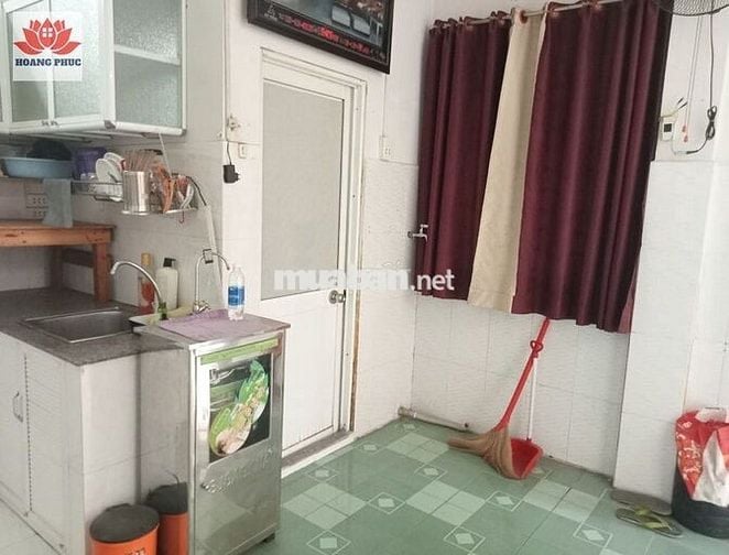 Nhà hẻm bagac , 1 trệt + 1 lửng , sổ hồng riêng , không quy hoạch