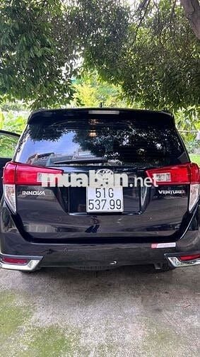 Toyota Innova 2017 Venturer - 580000 km