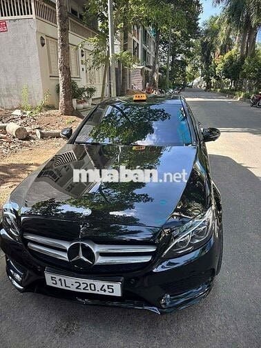 Mercedes Benz C Class 2016 C300 AMG - 90000 km