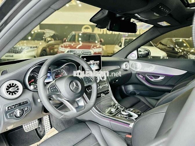 Mercedes Benz C Class 2016 C300 AMG - 90000 km
