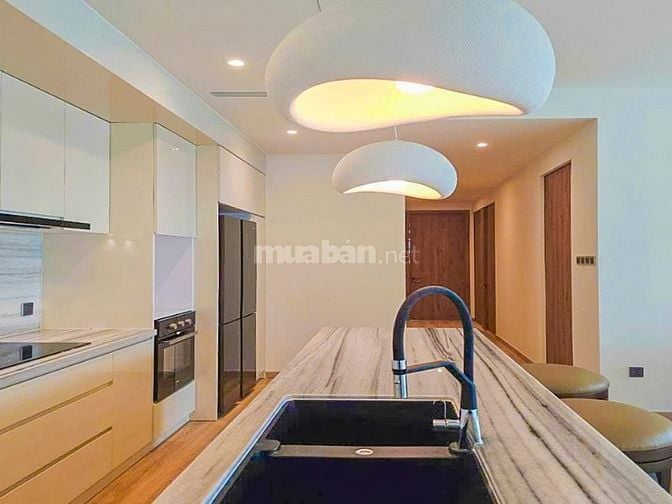 Căn hộ bán hoặc cho thuê tại Fideco Thảo Điền 3 phòng ngủ 140m2