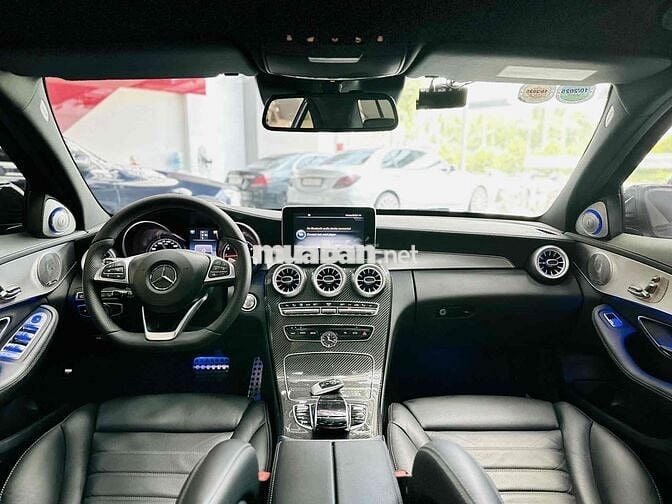 Mercedes Benz C Class 2016 C300 AMG - 90000 km