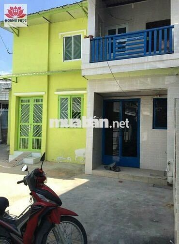 Nhà hẻm bagac , 1 trệt + 1 lửng , sổ hồng riêng , không quy hoạch