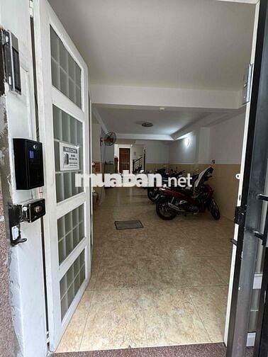 Cho thuê phòng trọ full nội thất cao cấp Quận 1