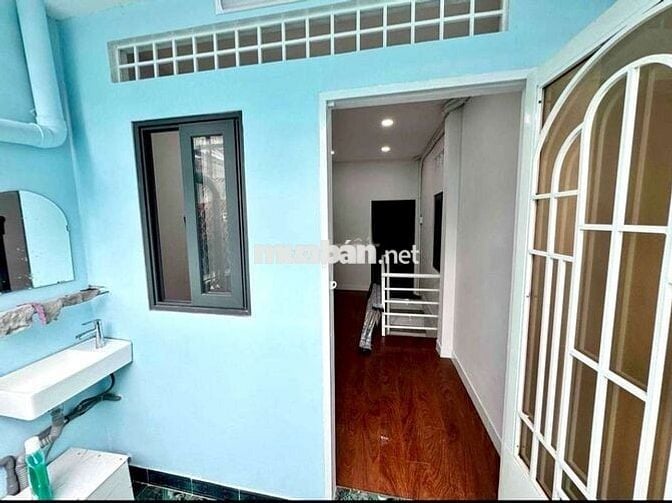 Cho thuê nhà nhỏ xinh, Mới tinh 2p có máy lạnh, Quang Trung p10 gò vấp