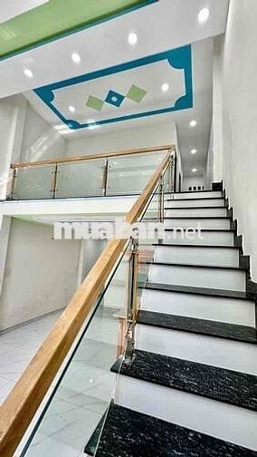NHÀ ĐẸP, HẺM ô tô, LÊ THỊ NÊ,  HÓC MÔN, DT LỚN, 3PN