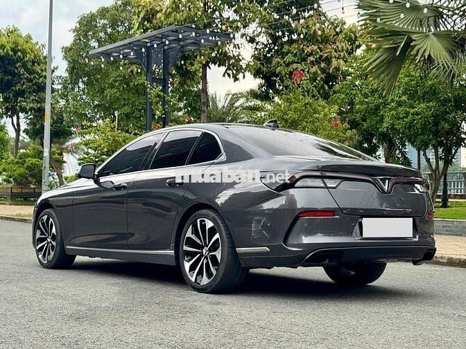 Vinfast Lux A Premium 2019