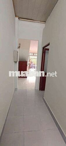 Nhà kế bên hiêp thành city, rông rãi thoải mái 3p, sân xe may