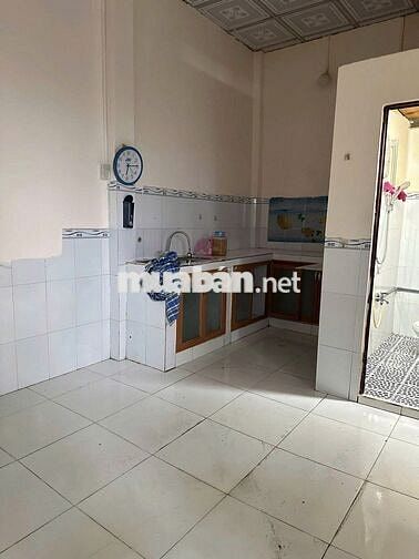 Cần Tiền Chữa BệnhChú Tám Bán Gấp Căn Nhà C4 Giá Chỉ 780 Triệu, sổ sẵn