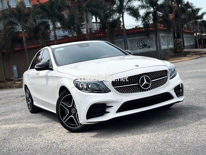 Mercedes Benz C Class 2019 C300 AMG - 75678 km