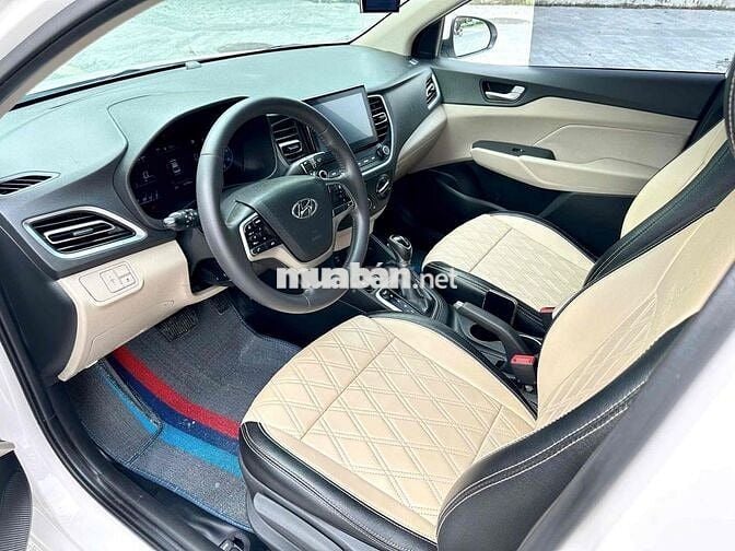 Hyundai Accent 2023 1.4 AT - 52000 km