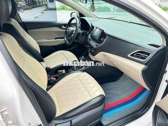 Hyundai Accent 2023 1.4 AT - 52000 km