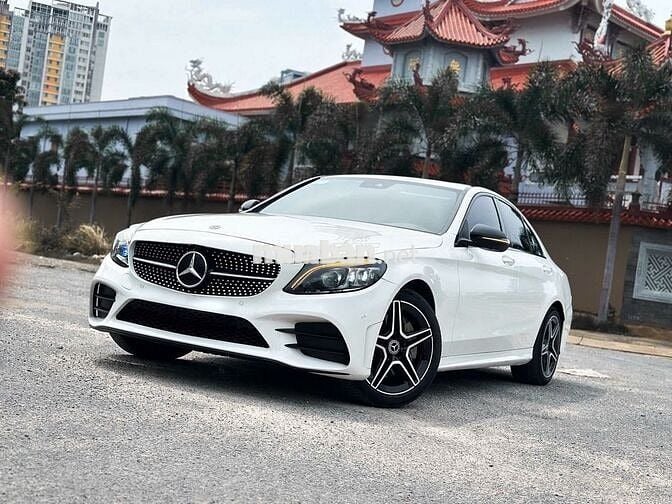Mercedes Benz C Class 2019 C300 AMG - 75678 km