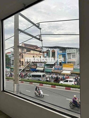 NHÀ MẶT TIỀN HXH TÔ KÝ, P. ĐÔNG HƯNG THUẬN, Q.12-DT4x11m 4PN 2PN