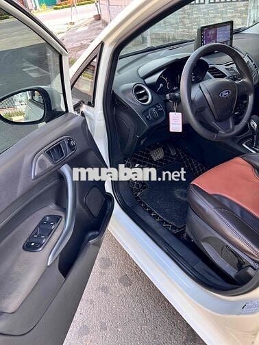 Ford Fiesta 2014 AT Chất Rin Đẹp Chạy Bao Êm