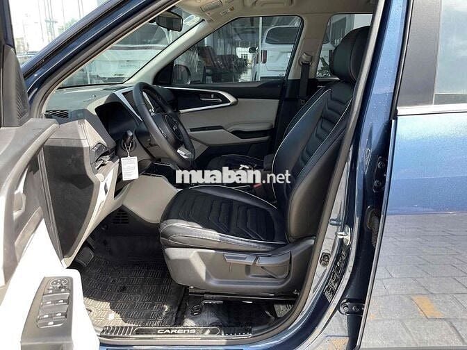 Kia Carens 2024 1.5G Luxury - 20600 km