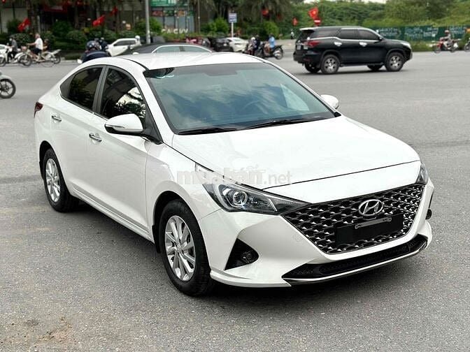 Hyundai Accent 2023 1.4 AT - 52000 km