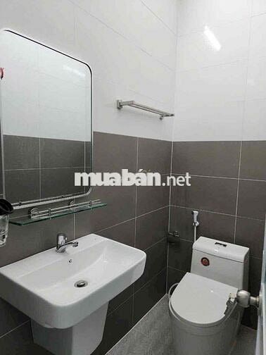 BÁN NHÀ CẤP 4 KHU TÁI ĐỊNH CƯ PHƯỜNG 9 TP VĨNH LONG