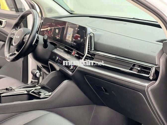 KIA SPORTAGE 2022 2.0G Premium - 36018 km