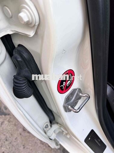 Ford Fiesta 2014 AT Chất Rin Đẹp Chạy Bao Êm