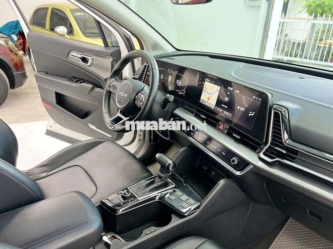 KIA SPORTAGE 2022 2.0G Premium - 36018 km