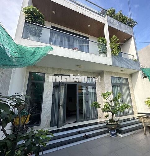 Đang ngộp cần bán gấp Nhà như biệt thự 8x20 7ty350tr