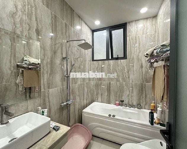 Đang ngộp cần bán gấp Nhà như biệt thự 8x20 7ty350tr