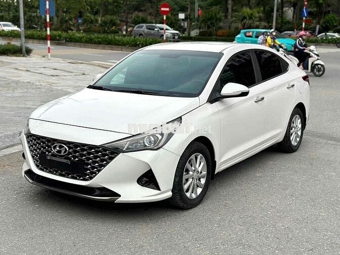 Hyundai Accent 2023 1.4 AT - 52000 km