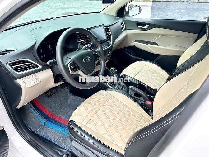 Hyundai Accent 2023 1.4 AT - 52000 km