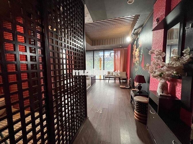Tập thể Nguyễn Phong Sắc, 80m, 2ngủ, Nhà mới đẹp full nội thất ở ngay