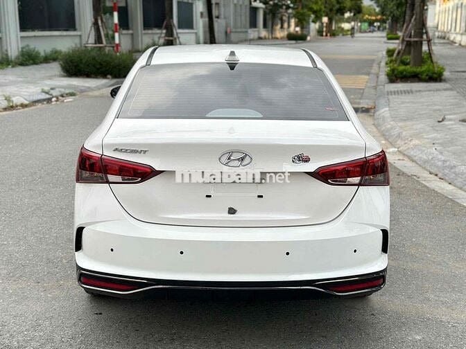 Hyundai Accent 2023 1.4 AT - 52000 km