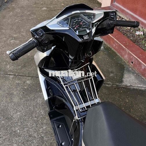 BÁN XE AIR BLADE 2019 bạc posche - MỚI KENG