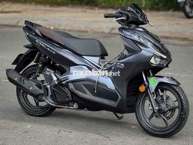 Ab 150 2021 Xám Đen Kiểng có góp