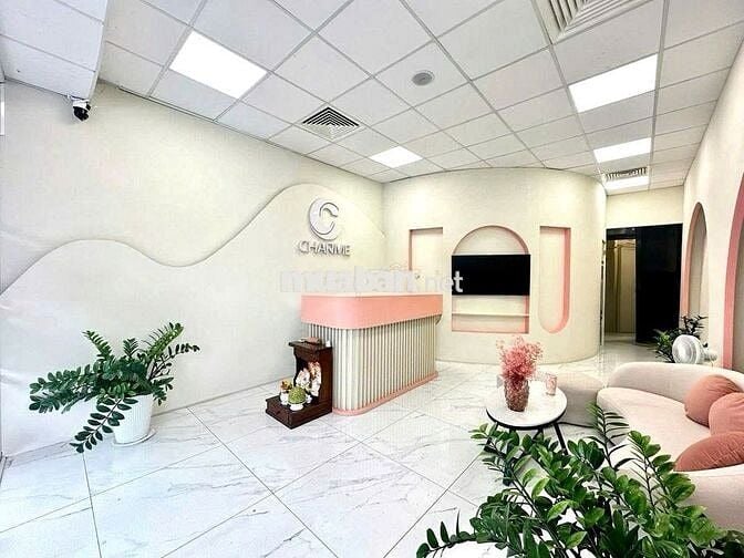CHO THUÊ NHÀ MẶT TIỀN VŨ HUY TẤN – CÓ THANG MÁY – TRỐNG SUỐT