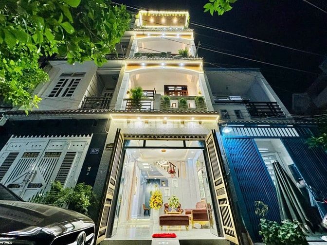  Cô Tư cần bán 42 tại đường Phạm Văn Hai, P5, Tân Bình. Sổ hồng riêng