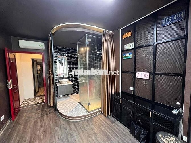 Tập thể Nguyễn Phong Sắc, 80m, 2ngủ, Nhà mới đẹp full nội thất ở ngay