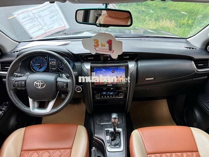 Toyota Fortuner 2021 2.4G 4x2AT - 77970 km