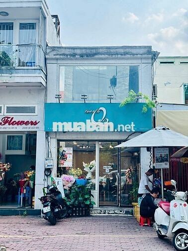 Mặt bằng Mặt tiền Mạc Đỉnh Chi, Quận 1- DT 3x11m, Riêng biệt, Giá 30Tr