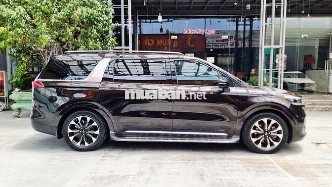 Kia Carnival Signature 3.5V6 2021, xhđ cao, ht góp