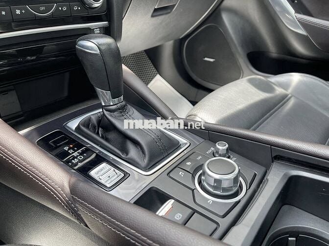 Mazda 6 2.0 Premium 2019 Màu Xám Đẹp Keng Như Mới