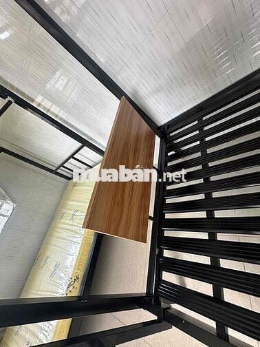 Giường Ký Túc Xá Sạch Sẽ, Thoáng Mát Gần Đại Học Thủ Dầu Một