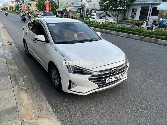 Hyundai Elantra 2019 1.6MT - 10253 km