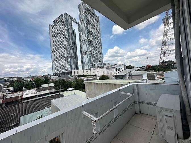 Giường Ký Túc Xá Sạch Sẽ, Thoáng Mát Gần Đại Học Thủ Dầu Một