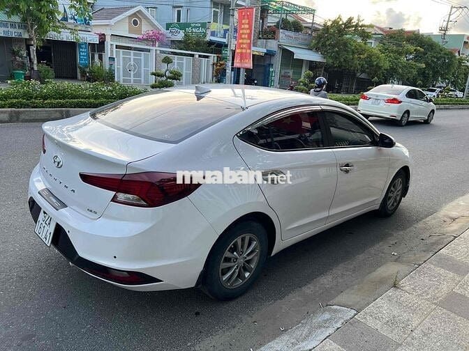 Hyundai Elantra 2019 1.6MT - 10253 km