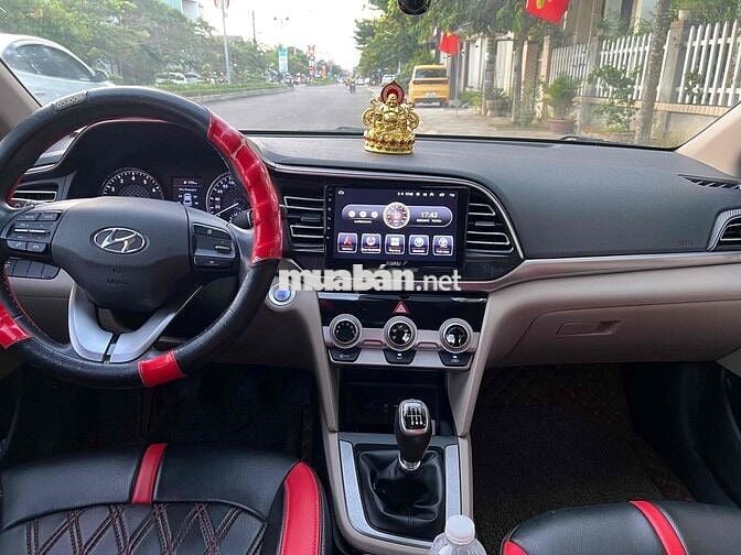 Hyundai Elantra 2019 1.6MT - 10253 km